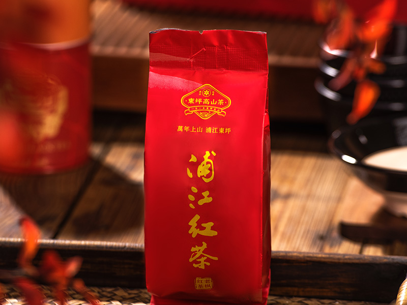 达万年上山茶与器